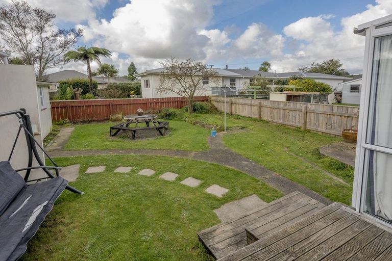 Photo of property in 4 Kings Drive, Levin, 5510