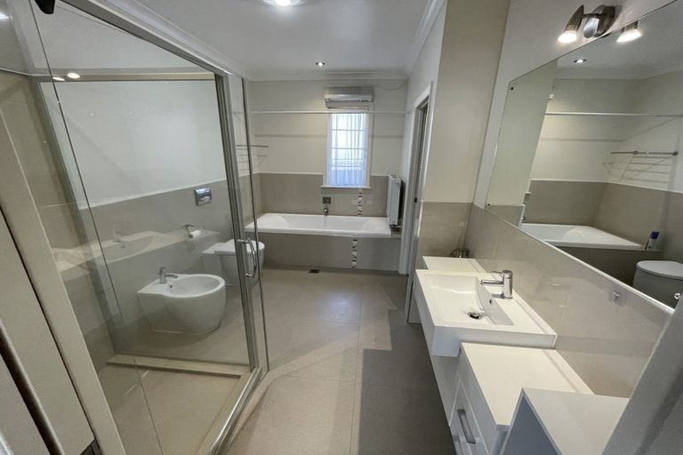 Photo of property in 6 Penning Road, Castor Bay, Auckland, 0620