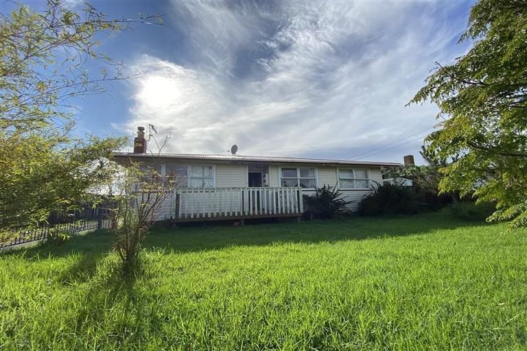 Photo of property in 12 Boundary Road, Clover Park, Auckland, 2019