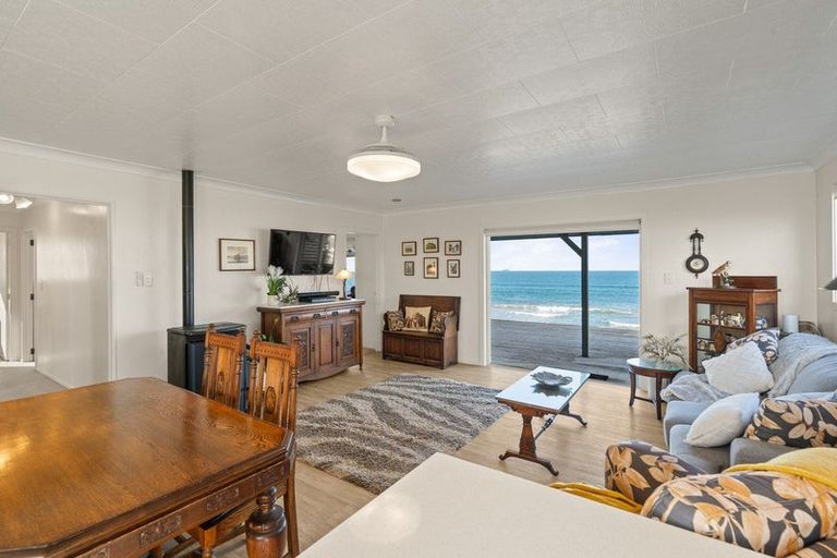 Photo of property in 151 Pukehina Parade, Pukehina, Te Puke, 3189