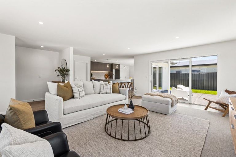 Photo of property in 21 George Yee Place, Taradale, Napier, 4112