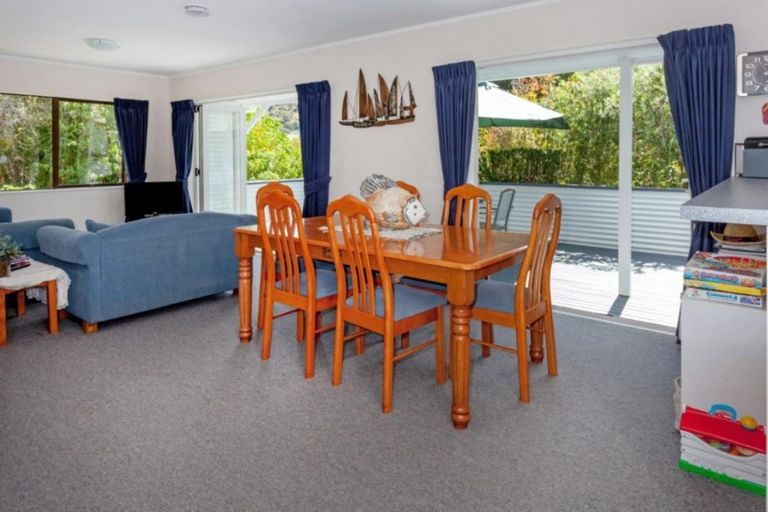 Photo of property in 127 Durrant Drive, Whangamata, 3620