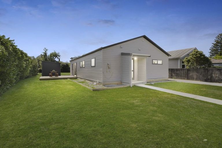 Photo of property in 11 Hayward Street, Featherston, 5710