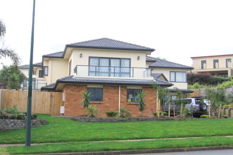 Photo of property in 38b Westerham Drive, Dannemora, Auckland, 2016