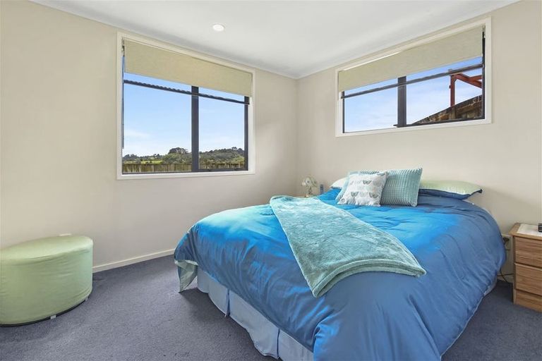 Photo of property in 19 Frederick Reece Drive, The Gardens, Auckland, 2105