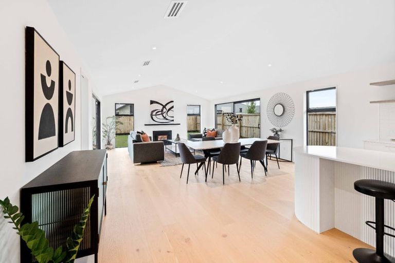 Photo of property in 35 Ridgeland Way, West Melton, 7618