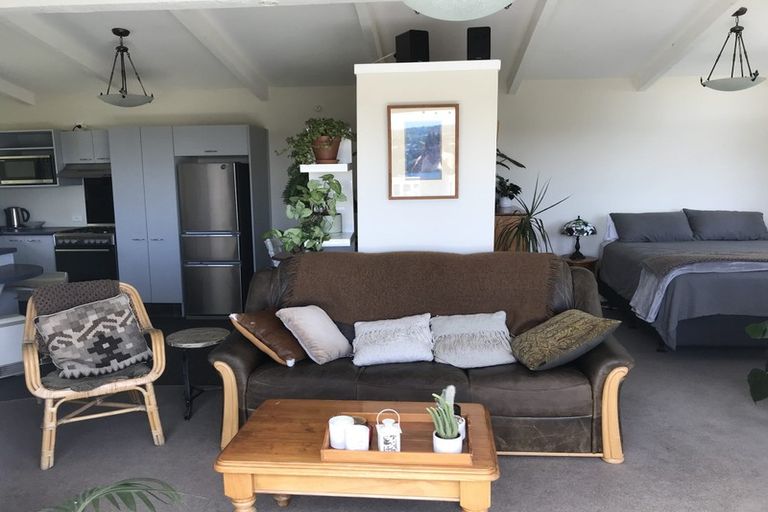 Photo of property in 15 Paulus Terrace, Cashmere, Christchurch, 8022