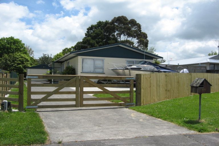 Photo of property in 40 Rheingold Place, Huapai, Kumeu, 0810