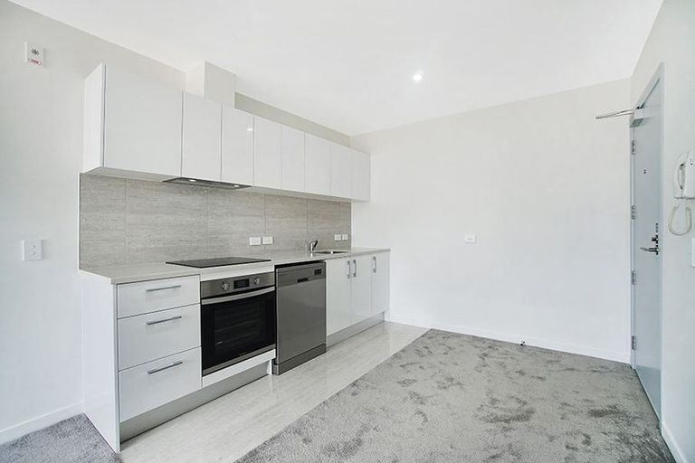 Photo of property in 109/8 Gray Avenue, Mangere East, Auckland, 2024