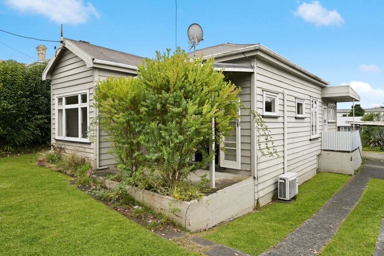 Photo of property in 14 Marama Street, Frankton, Hamilton, 3204