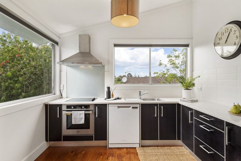 Photo of property in 1/9 Evan Street, Belmont, Auckland, 0622