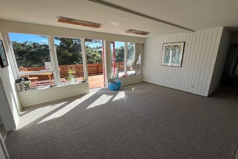 Photo of property in 24 Beacon Hill Road, Strathmore Park, Wellington, 6022