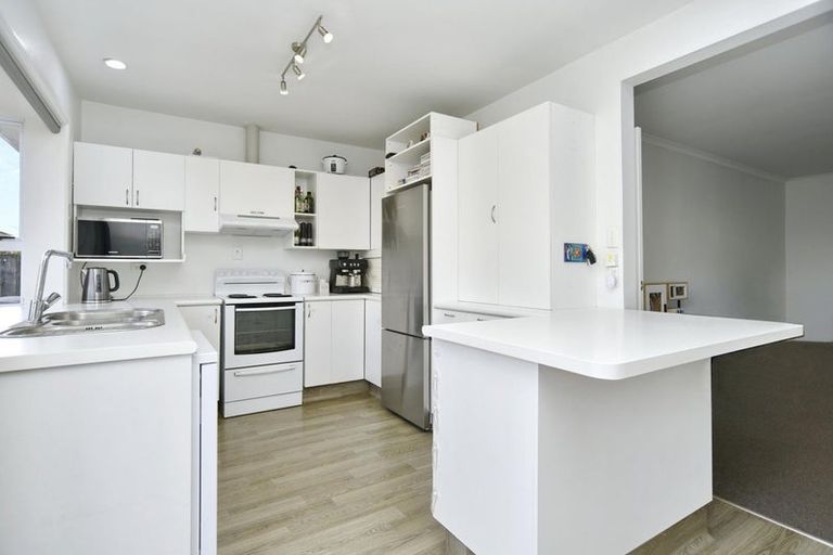 Photo of property in 7 Grimseys Road, Redwood, Christchurch, 8051