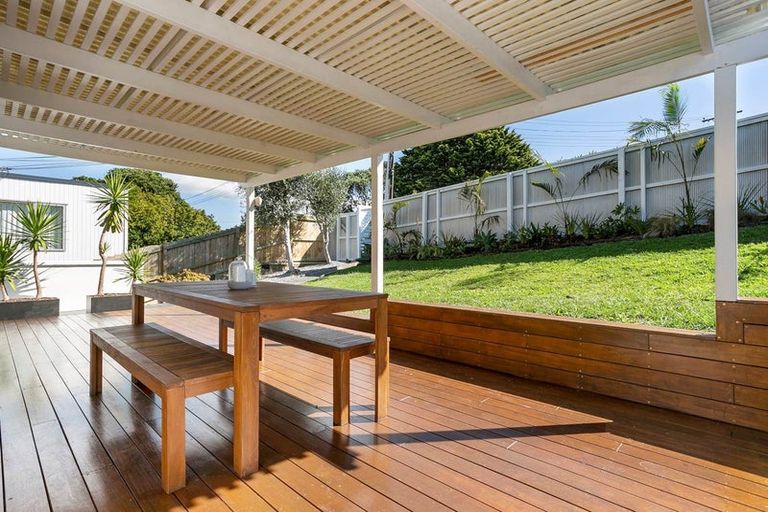 Photo of property in 11 Mount Taylor Drive, Glendowie, Auckland, 1071