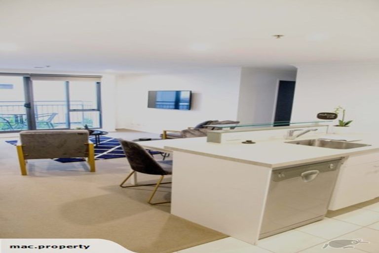 Photo of property in 1l/160 Symonds Street, Eden Terrace, Auckland, 1010