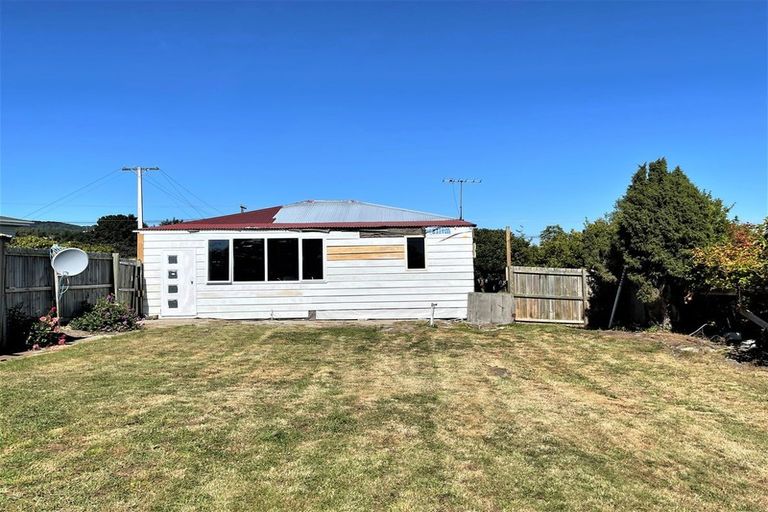 Photo of property in 27 Poole Street, Kaitangata, 9210