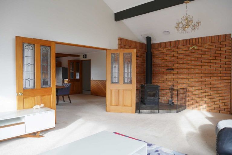 Photo of property in 22 Apsley Drive, Russley, Christchurch, 8042