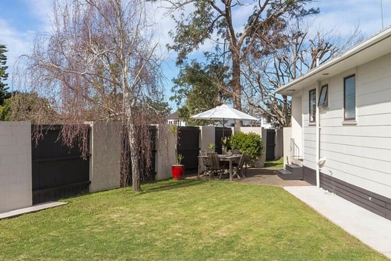 Photo of property in 18 Blanche Way, Half Moon Bay, Auckland, 2012