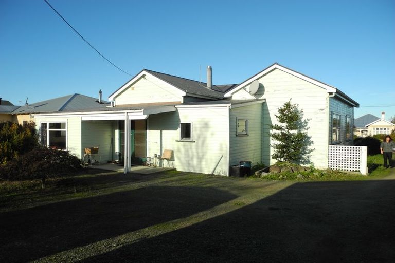 Photo of property in 56 Belt Street, Waimate, 7924