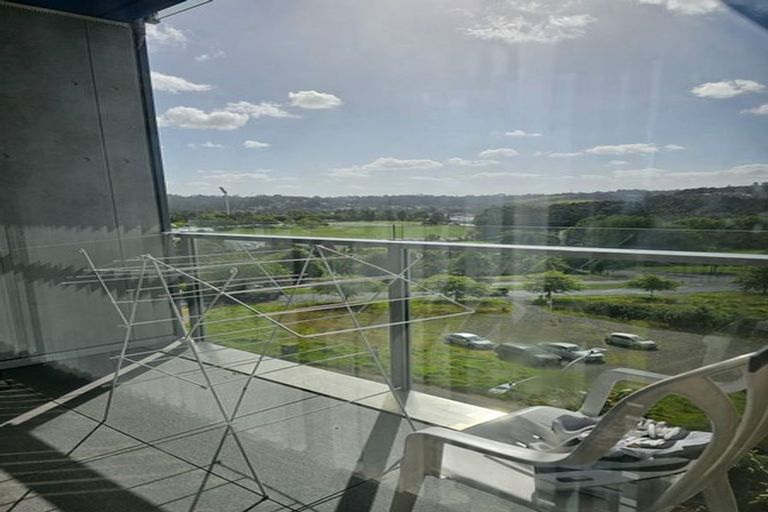 Photo of property in 604/27 Don Mckinnon Drive, Albany, Auckland, 0632