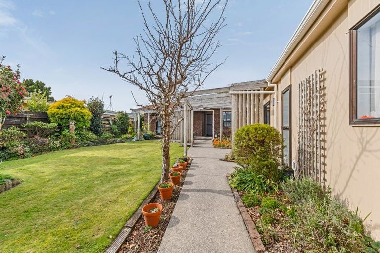 Photo of property in 13 Te Whena Place, Waitara, 4320