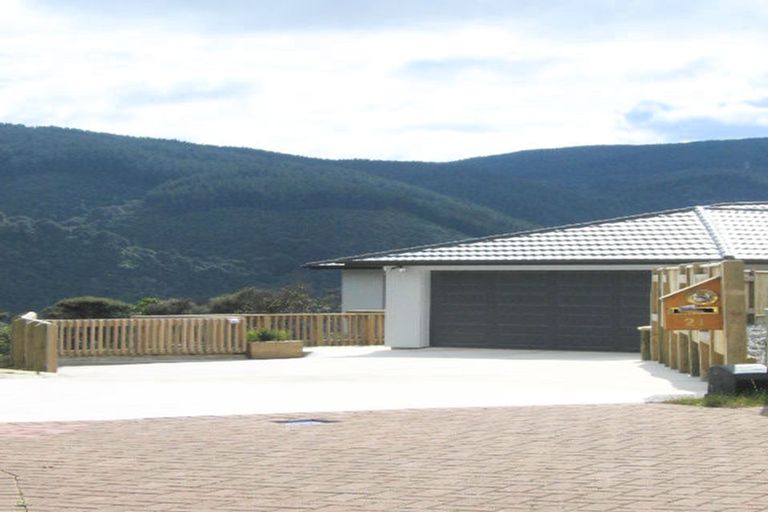 Photo of property in 21 Sylvan Way, Silverstream, Upper Hutt, 5019