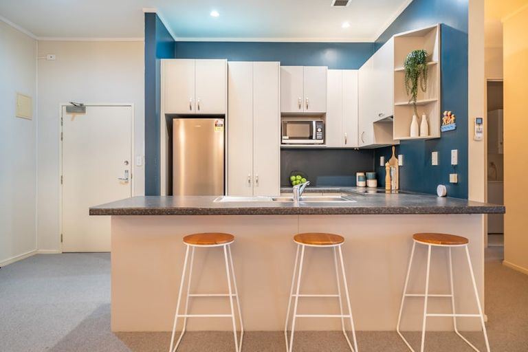 Photo of property in Tennyson Apartments, 16/25 Tennyson Street, Te Aro, Wellington, 6011