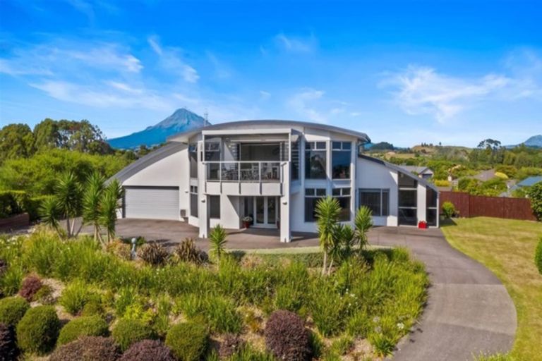 Photo of property in 58b Veale Road, Frankleigh Park, New Plymouth, 4371