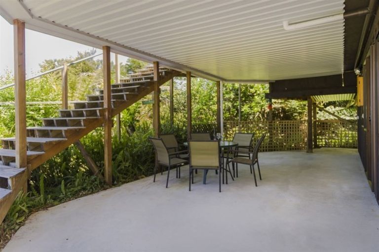 Photo of property in 14 Haddon Crescent, Whitianga, 3510
