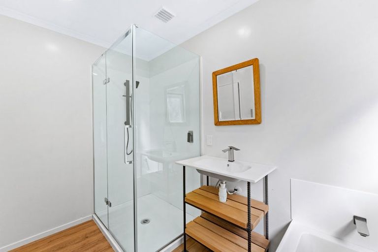 Photo of property in 3 Waiteitei Road, Wellsford, 0974