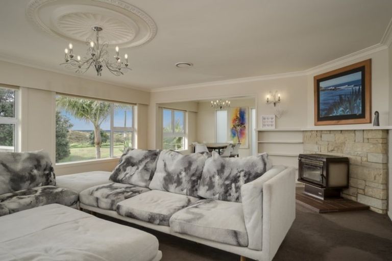 Photo of property in 700a Papamoa Beach Road, Papamoa Beach, Papamoa, 3118