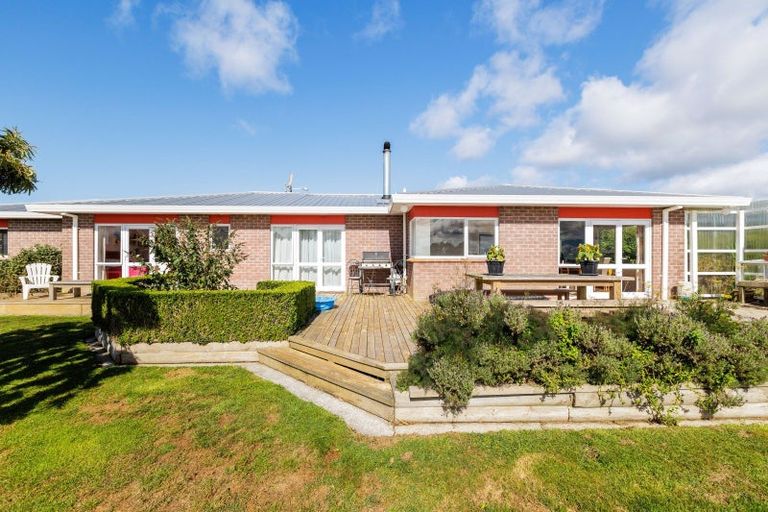 Photo of property in 454 South Ridge Road, Pahiatua, 4983
