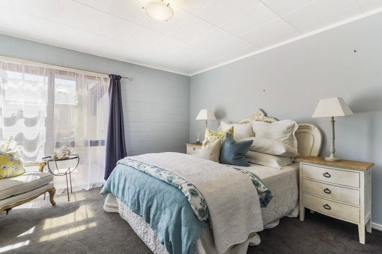 Photo of property in 41 John Gill Road, Shelly Park, Auckland, 2014