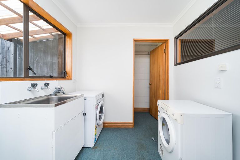 Photo of property in 47a Carter Crescent, Awapuni, Palmerston North, 4412