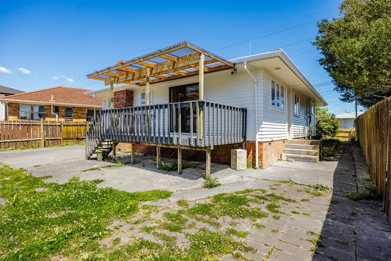 Photo of property in 13 Julian Place, Otara, Auckland, 2023