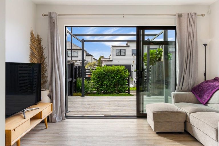 Photo of property in 12 Timbermill Road, Whenuapai, Auckland, 0618