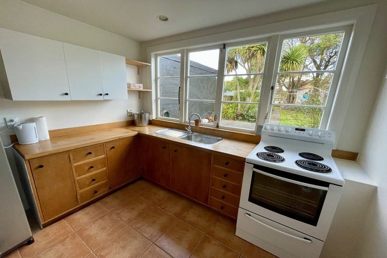 Photo of property in 12 Normanby Street, Newtown, Wellington, 6021