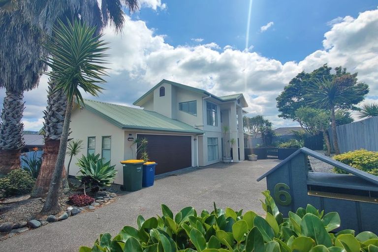 Photo of property in 6 Chadlington Avenue, Henderson, Auckland, 0612