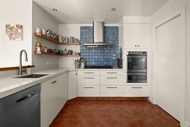 Photo of property in 65 Lucknow Road, Havelock North, 4130