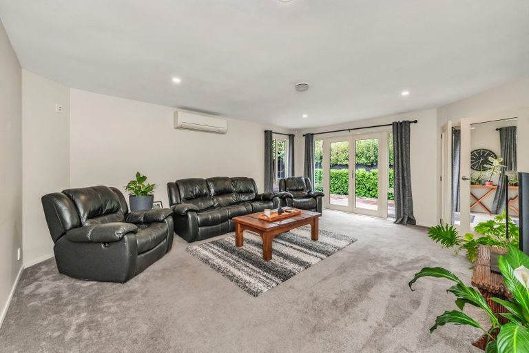 Photo of property in 79 Withells Road, Avonhead, Christchurch, 8042