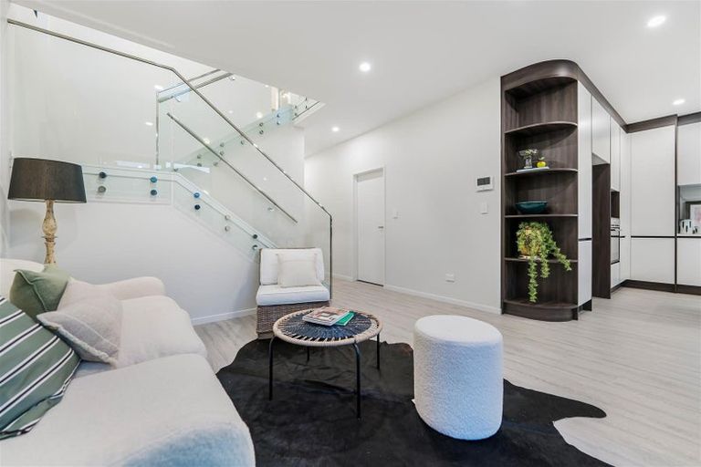 Photo of property in 61c Marendellas Drive, Bucklands Beach, Auckland, 2014