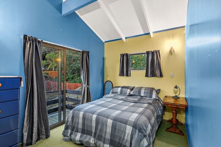 Photo of property in 42 Holyoake Place, Chatswood, Auckland, 0626