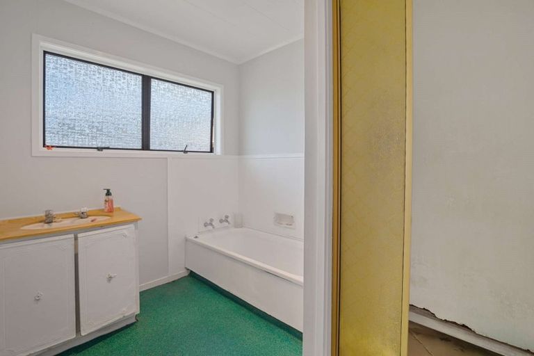 Photo of property in 8 Onyx Place, Pukehangi, Rotorua, 3015