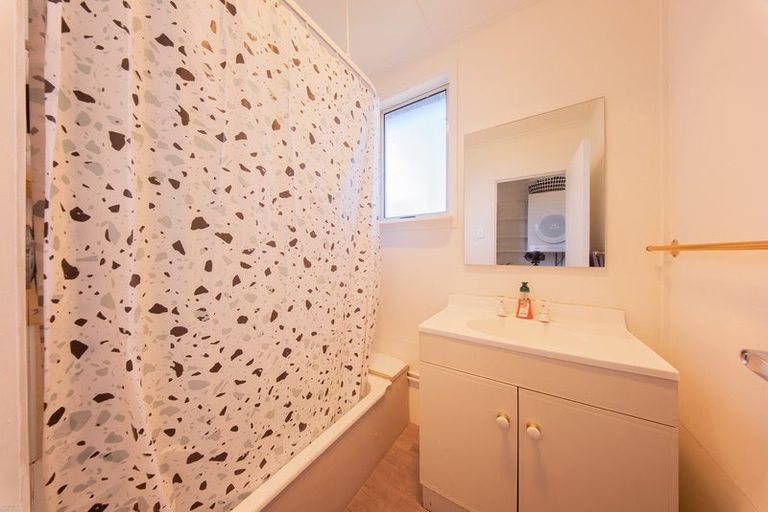 Photo of property in 12 Hallewell Road, Twizel, 7901