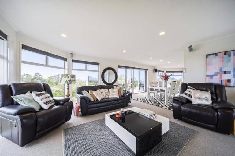 Photo of property in 58b Veale Road, Frankleigh Park, New Plymouth, 4371