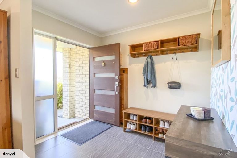 Photo of property in 30 Bradnor Meadows Drive, Swanson, Auckland, 0612