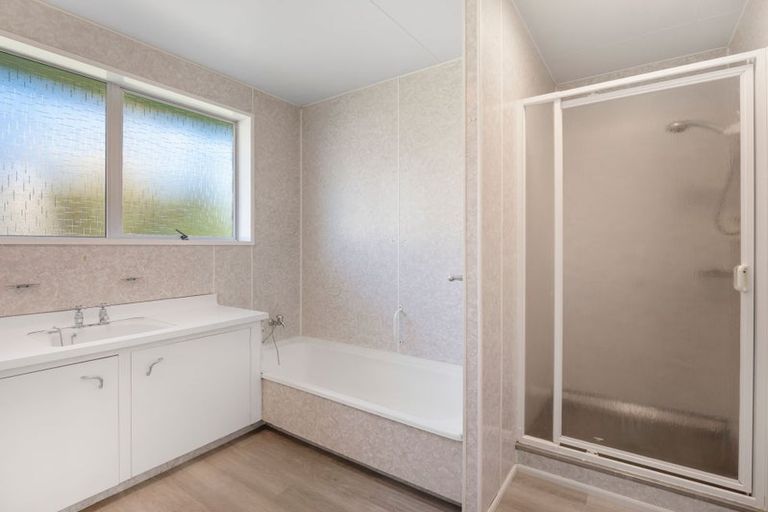 Photo of property in 37 Awamoa Road, Holmes Hill, Oamaru, 9401