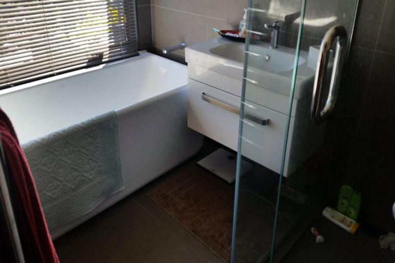 Photo of property in 24 Heemskerck Place, Britannia Heights, Nelson, 7010