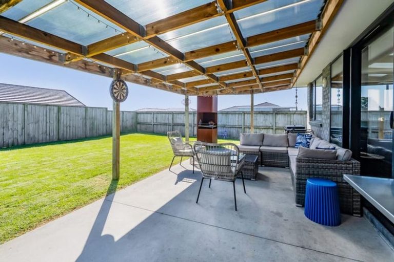 Photo of property in 15 Customhouse Street, Bell Block, New Plymouth, 4312