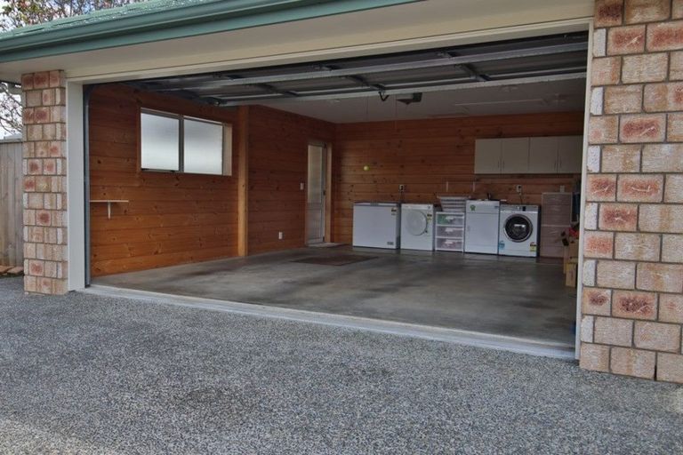 Photo of property in 2 Halyard Loop, Haruru, 0204